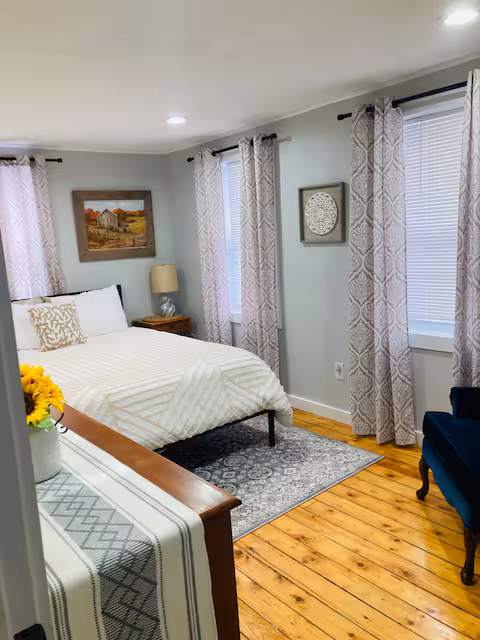 Downtown Retreat photo 10