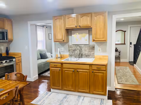 Downtown Retreat photo 24