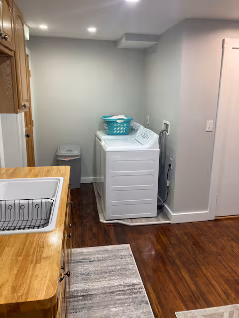 Downtown Retreat photo 26